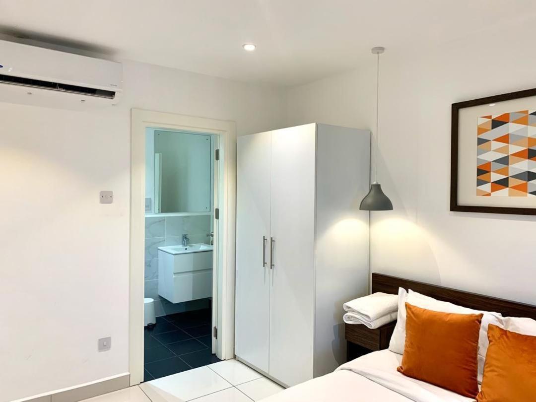 אקרה One Bedroom Apartment At A Embassy Gardens Cantonments מראה חיצוני תמונה