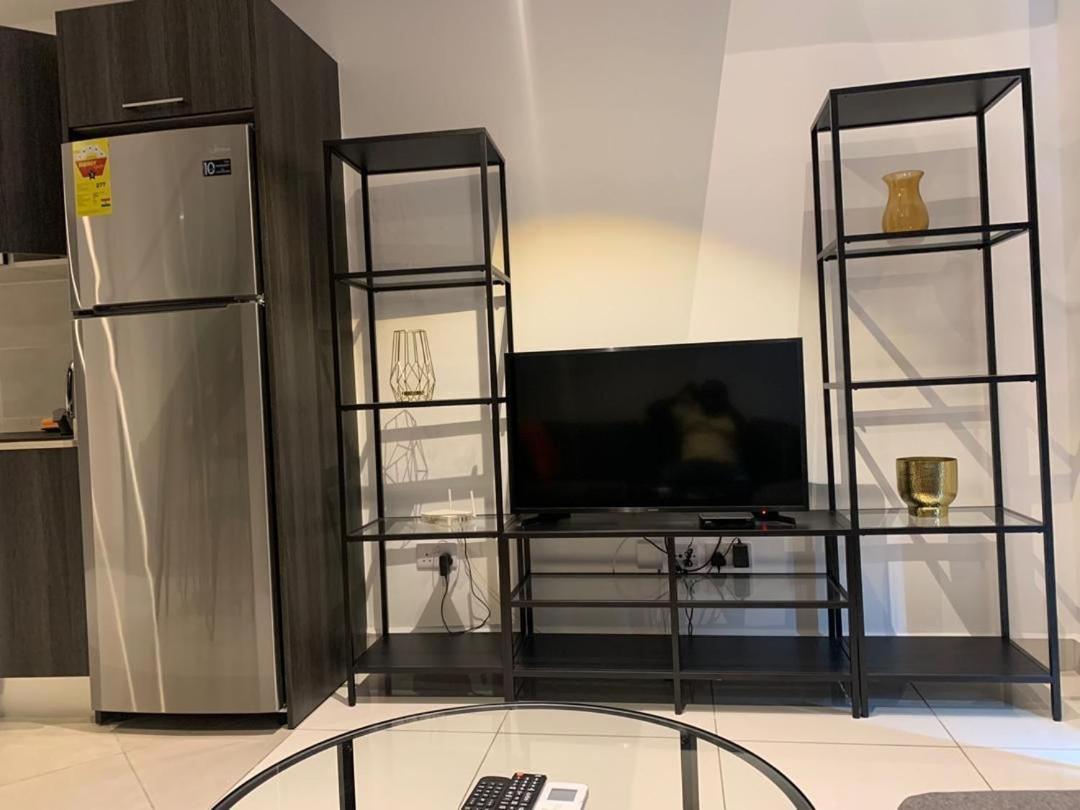 אקרה One Bedroom Apartment At A Embassy Gardens Cantonments מראה חיצוני תמונה