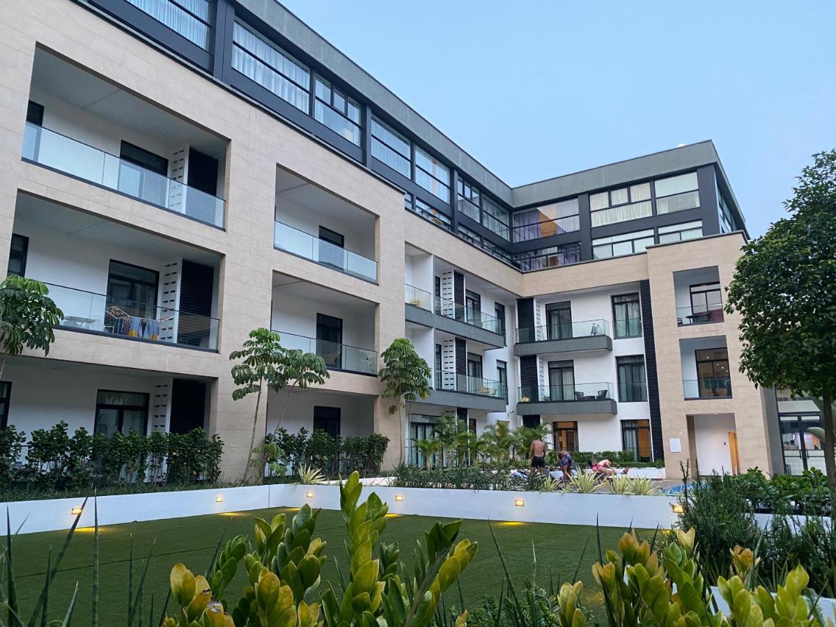 אקרה One Bedroom Apartment At A Embassy Gardens Cantonments מראה חיצוני תמונה