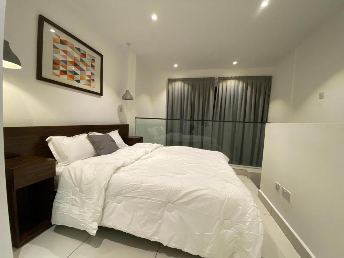 אקרה One Bedroom Apartment At A Embassy Gardens Cantonments מראה חיצוני תמונה